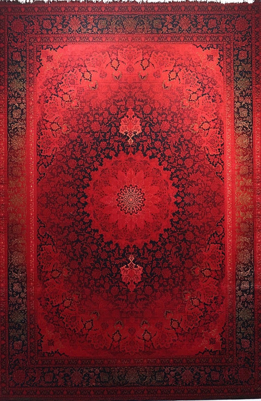 فرش ۷۰۰ شانه ۶ متری کاشان لاکی ارغوانی طرح اطلسی khan