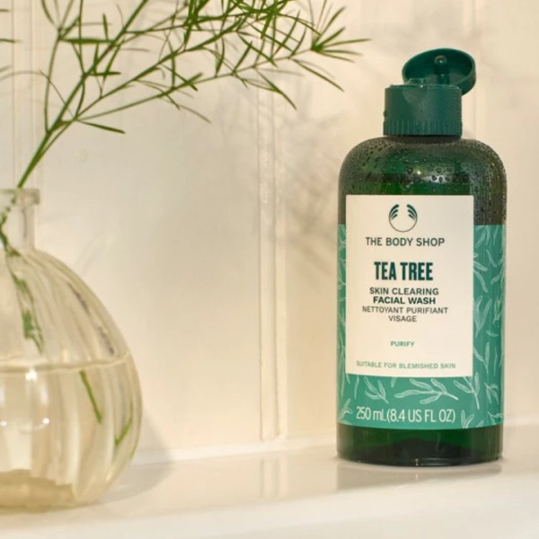 ژل شستشو صورت بادی شاپ مدل Tea Tree new look حجم 250 میلی لیتر